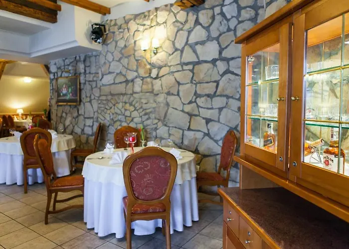 Hotel Rebajlo