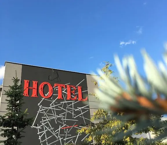 Canpol-Jull'S Art Hotel