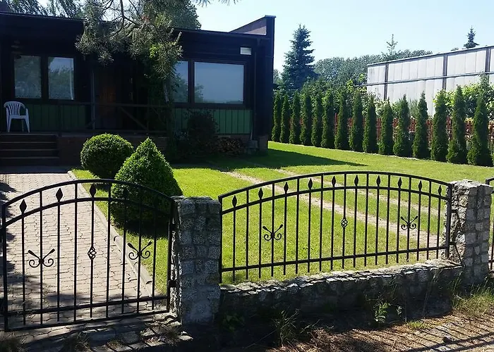 Domek letniskowy nad jeziorem Żarnowieckim - Domek Na Kaszubach - NADOLE