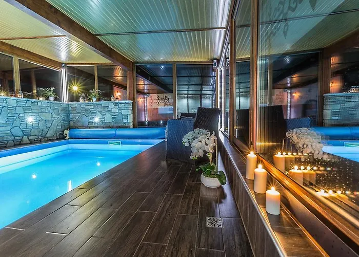 Willa Baciarka-basen, sauny i jacuzzi