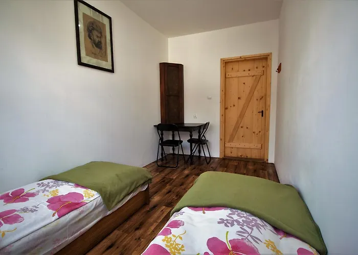 Hostel Kremenaros Ustrzyki Górne, Polska