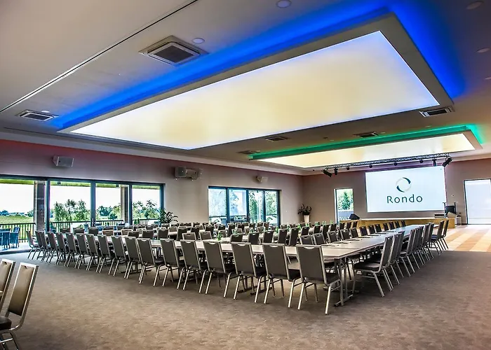 Hotel Rondo Wabrzezno, Polska