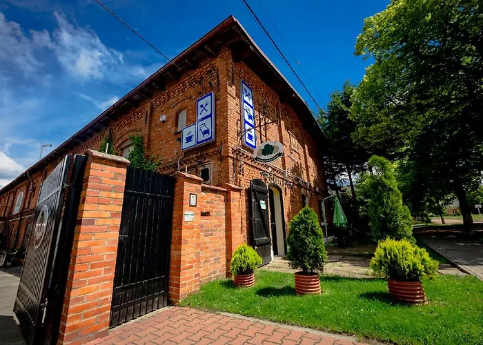Zajazd Pod Lipami