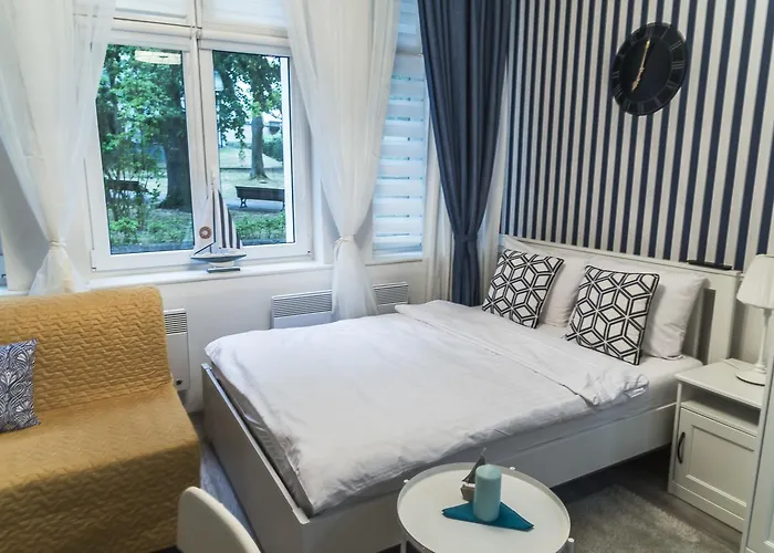 Marina House Apartments