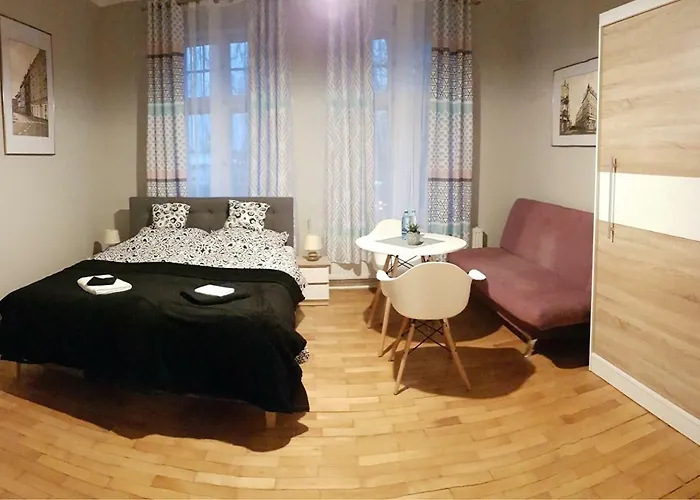 Czarna Owca- Pokoje Goscinne