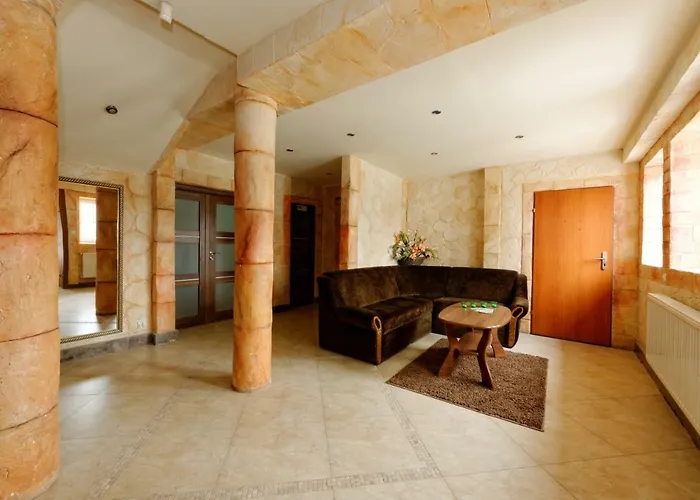 Hotel Restauracja Rycerska Ilza, Polska