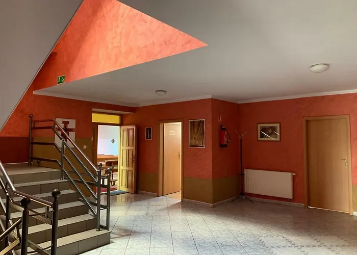 Dom Pielgrzyma Schr Hotel Grabowka, Polska