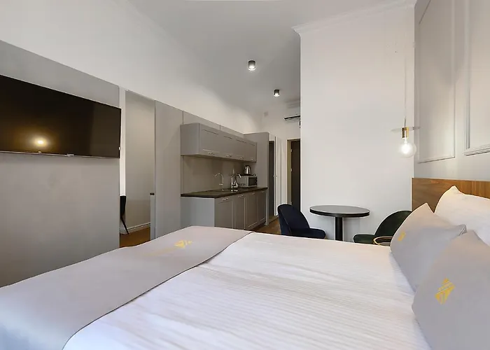 Aparthotel Krzywa Kamienica Łódź, Polska
